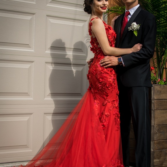 Prom dress!!! - Picture 7 of 7